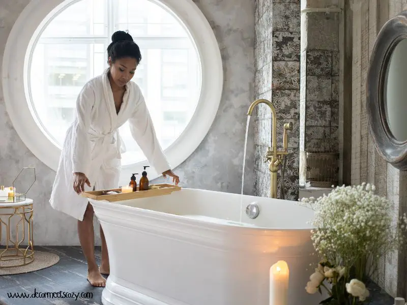 HOW TO TURN YOUR BATHROOM INTO A SPA-LIKE RETREAT