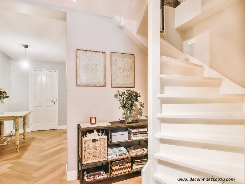 Small-Closet-or-Storage-Cupboard
