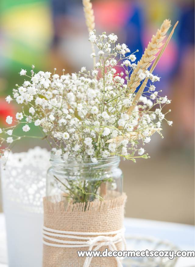Mason Jars Filled with Seasonal Finds