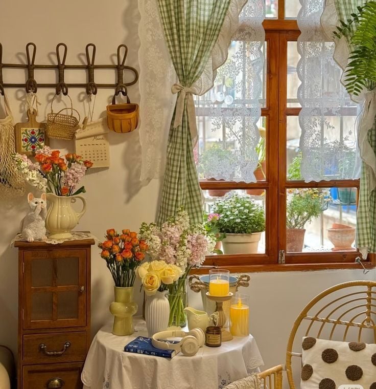 SPOOKY SEASON HOME DECOR